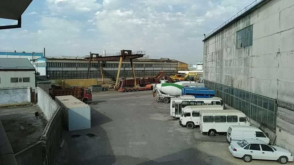 Продаётся 2,42 га производственная база.