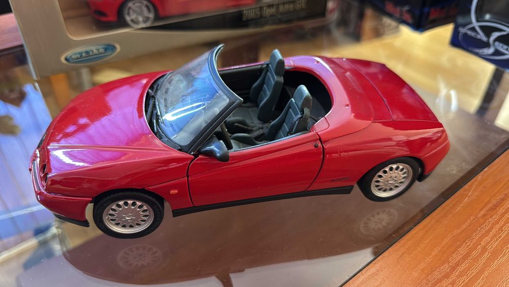Macheta AlfaRomeo Spider scara 1/18