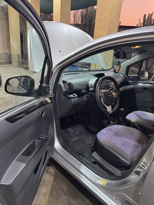 Chevrolet spark 2 pozitsiya 2015 arenda