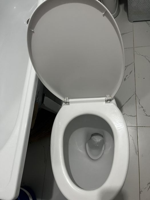 Унитаз б/у состояние отличное