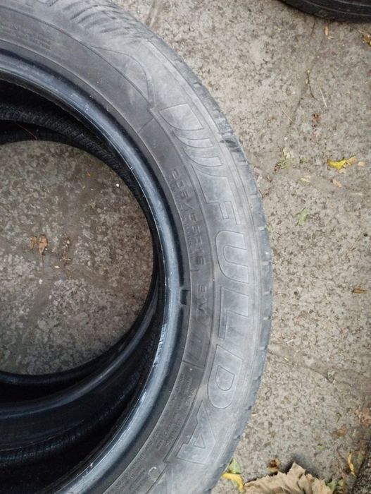 Летни гуми 205 55 16, 2 bridgestone и 2 fulda