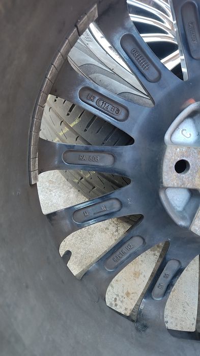 Vând jante 5x114,3  R18   J8. ET50 compatibil TOYOTA, MAZDA, NISSAN