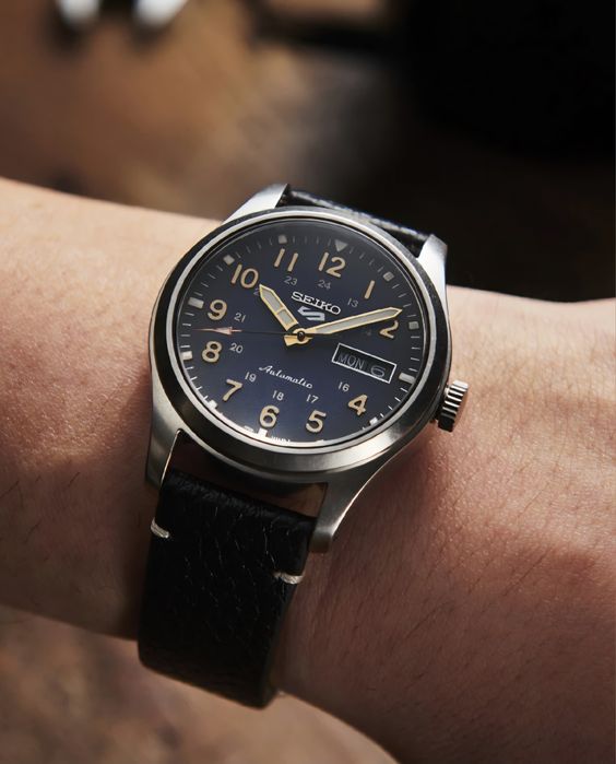 Ръчен часовник Seiko SRPG39K1