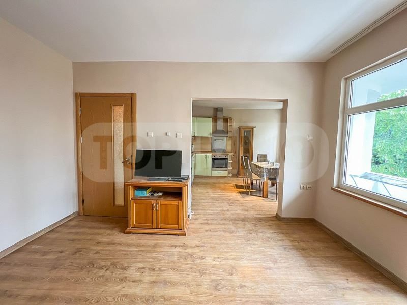 Продава се Тристаен апартамент в Варна, Централна поща - 120 кв.м за 1567 €/кв.м - Снимка #4