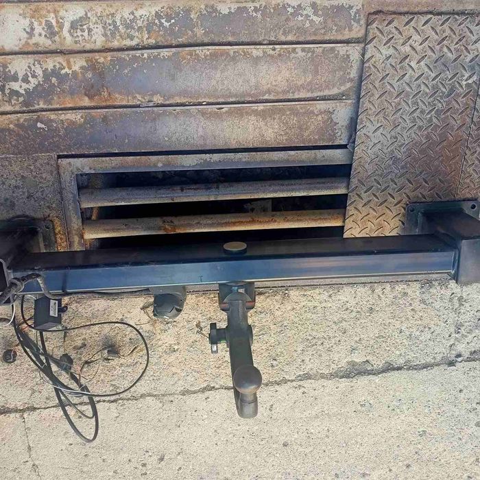 Теглич за Ситроен C4