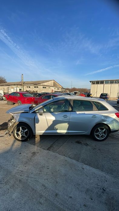 Dezmembrez Seat Ibiza 2011  1.2TDi  cod motor CFWA