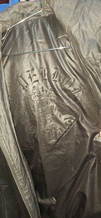 Мужской коженые куртка