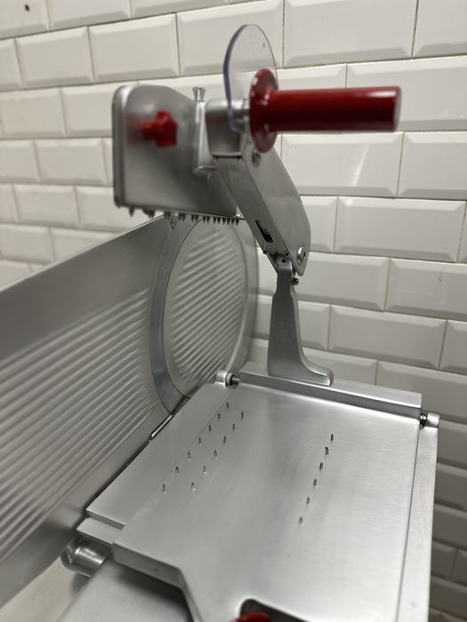 Колбасорезачка - слайс машина