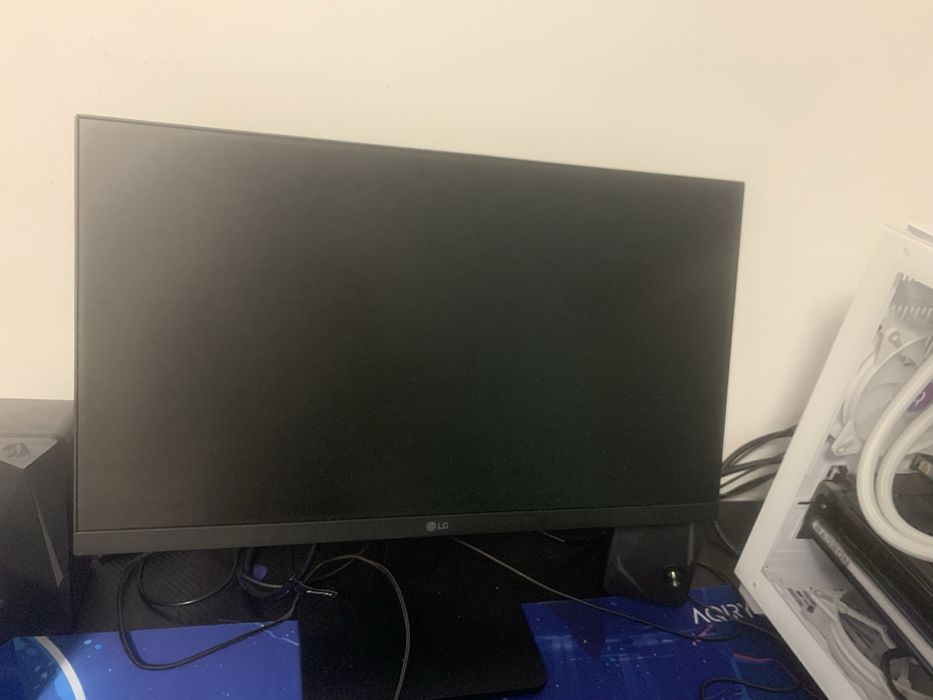 Pc de gaming cu monitor-predare presonala in bucuresti