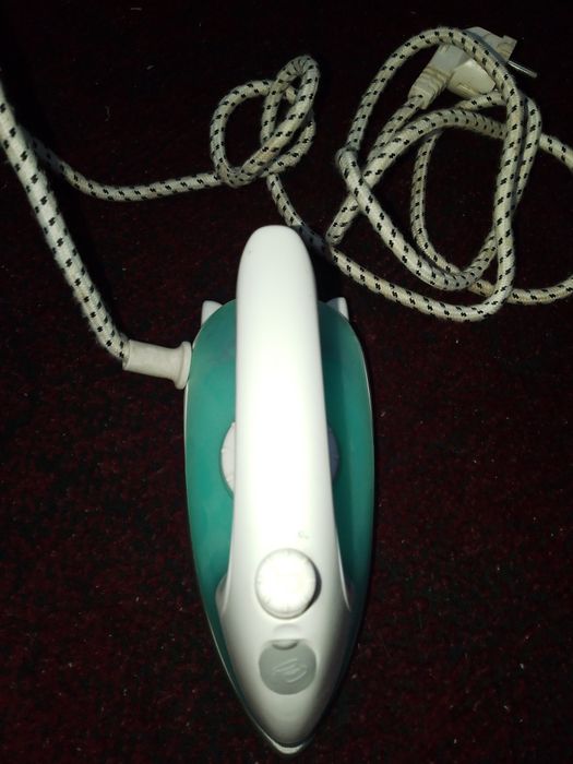 Утюг сайохатларга кетайотганда бемалол олиб кетса булади