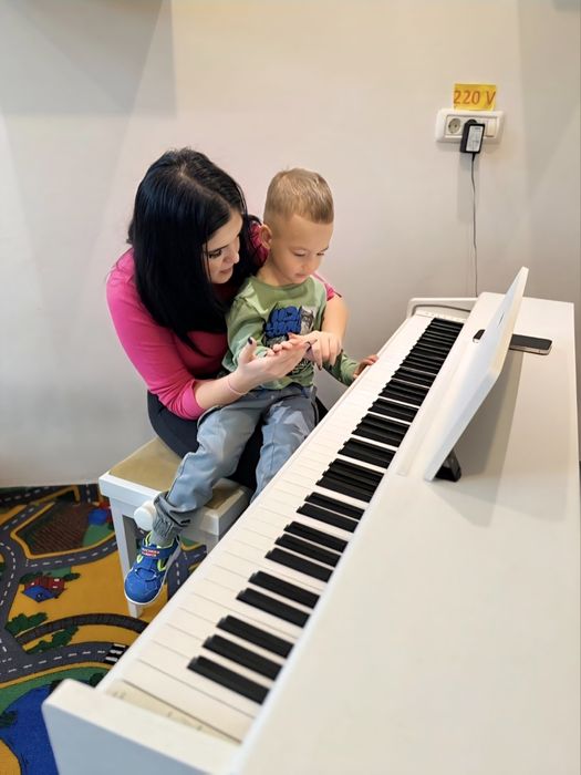 Cursuri de muzica Pian și canto București online