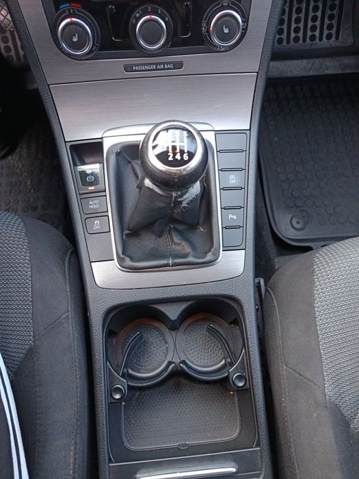 De vânzare wv Passat b 7 ,2.0, 140 cp ,an 2011