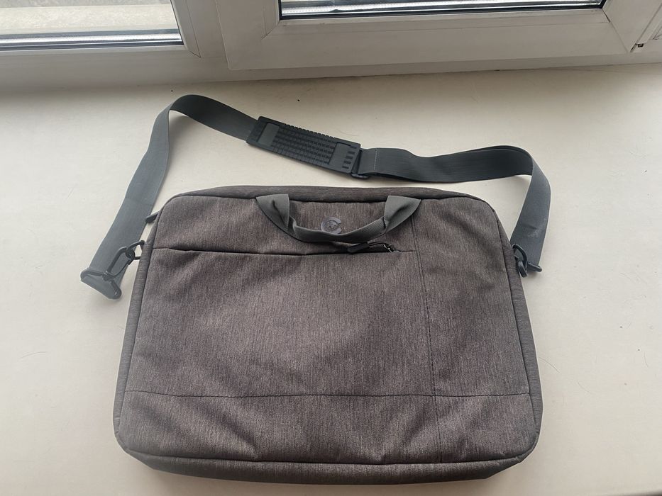 Новая сумка от ноутбука дешево