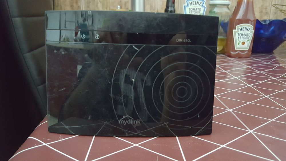 Router wireless D-Link DIR-810L