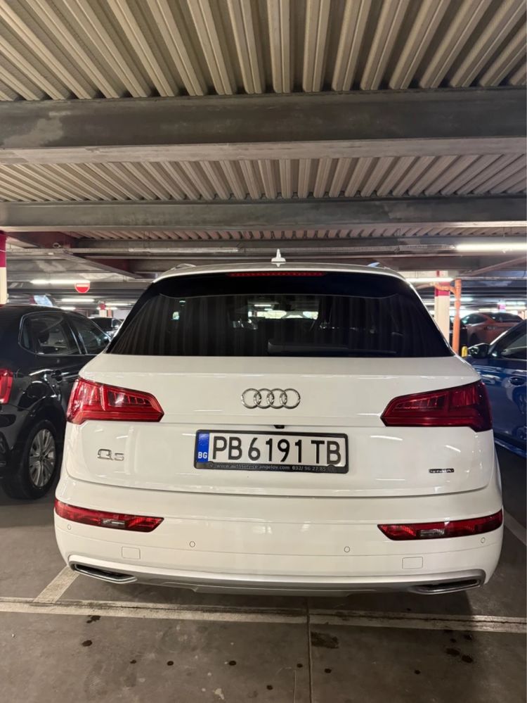 Audi Q5 2019 Каско,напълно обслужена, НОВИ ЗИМНИ И ЛЕТНИ ГУМИ, НОВА