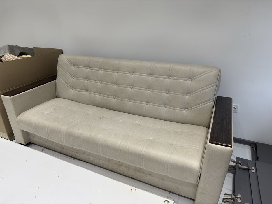 Диван раскладной б/у