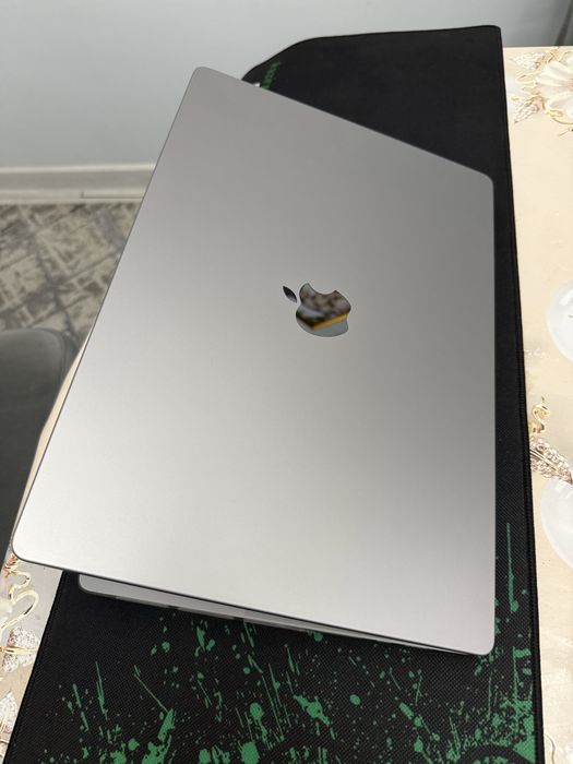 Macbook Pro M1 Pro chip