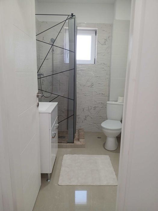 Închiriez apartament str Amaradia lângă Penny Market