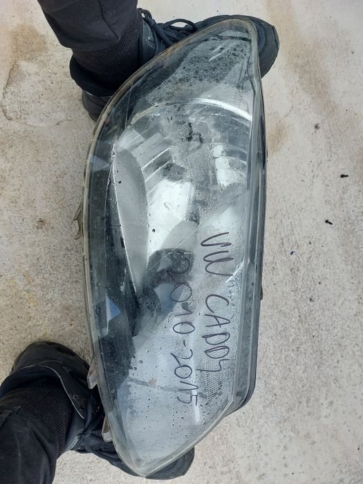 Десен фар VW CADDY 2010 - 2015