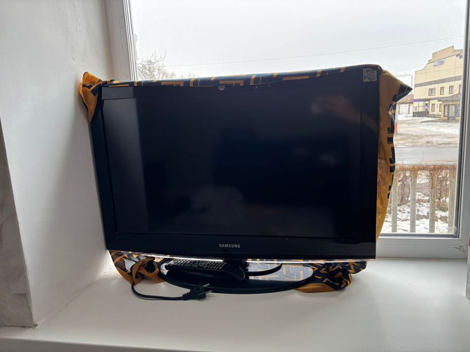 Продам телевизор