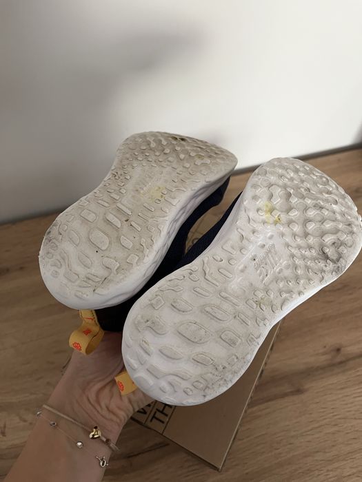 Маратонки Nike revolution 6 номер 27