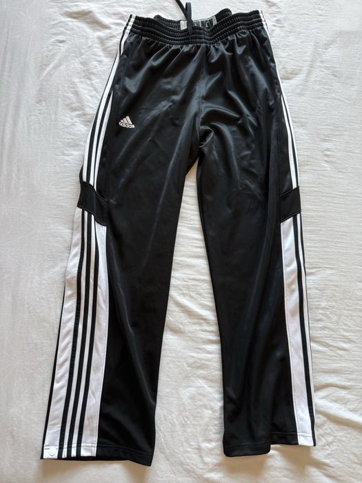 Долнище на Adidas