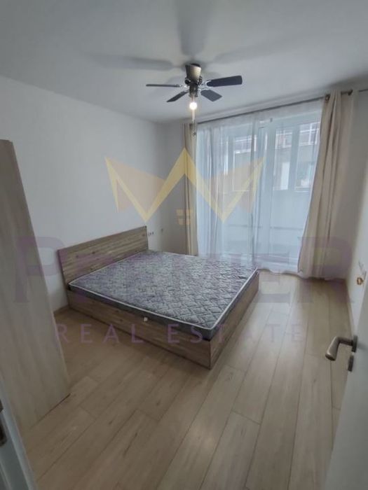 Дава се под наем Двустаен апартамент в Варна, Младост 1 - 60 кв.м за 459 € - Снимка #3