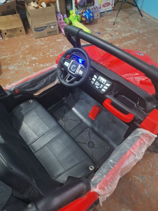 Pultli JeeP mashina sotiladi