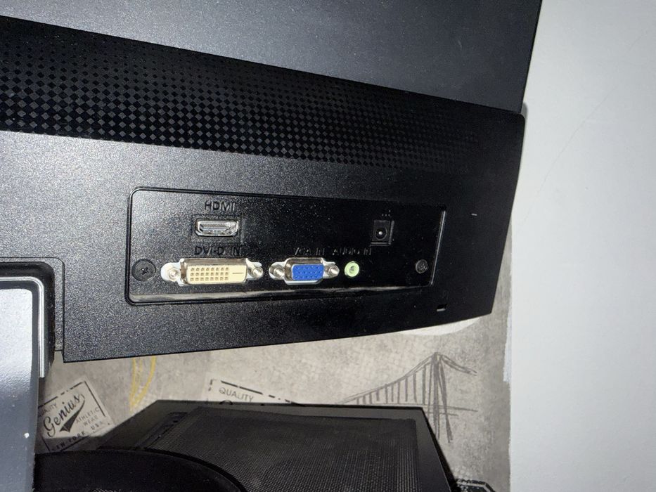 Calculator Desktop PC Gaming Powered by Asus + Monitor Acer 60hz