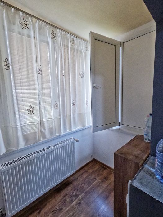 Vand Apartament 2 camere decomandat Alfa si doua locuri de parcare