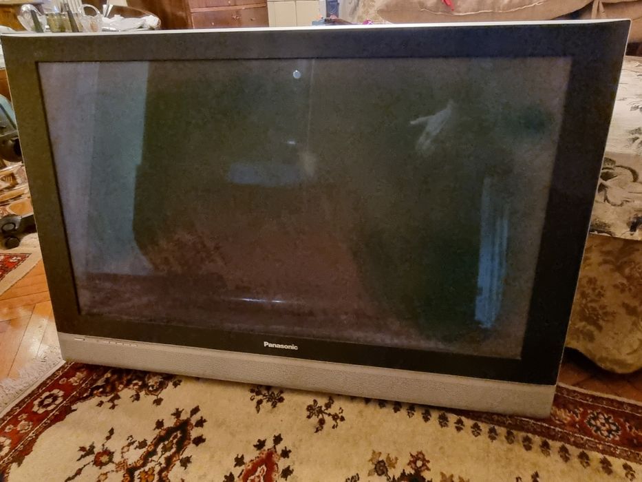Televizor TV plasma Panasonic 107 cm