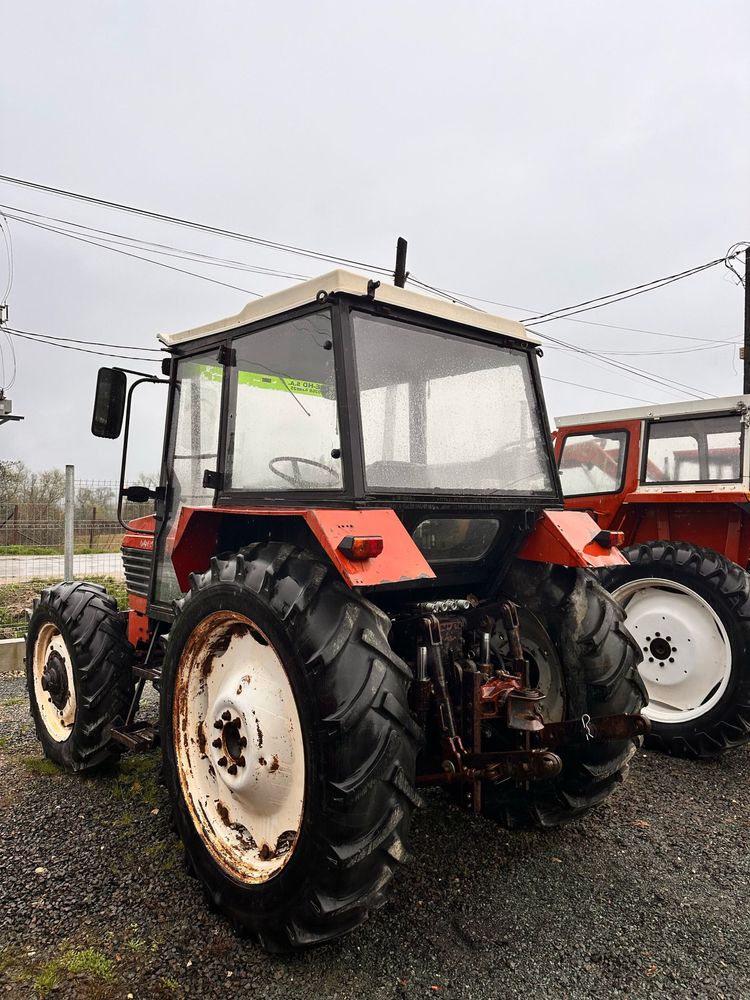 Se vinde tractor UTB 833 in stare perfecta de functionare(case ,fendt)