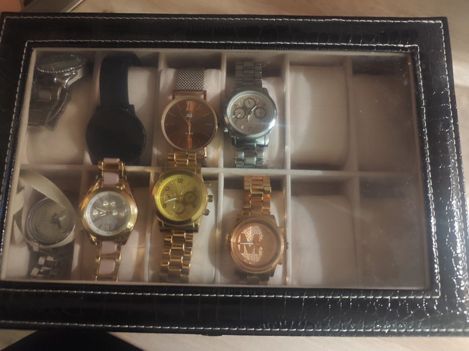 Cutie de ceasuri