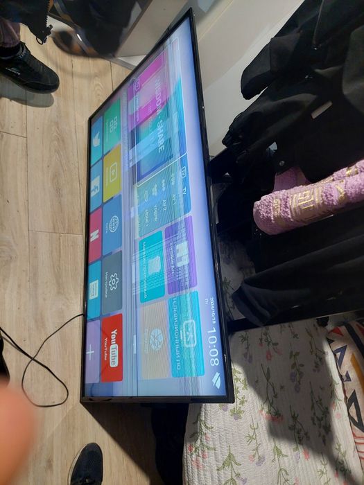 Телевизор на харошем состояние