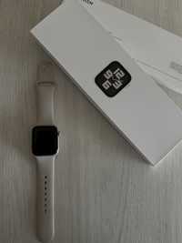 Apple Watch SE (2nd gen, GPS)