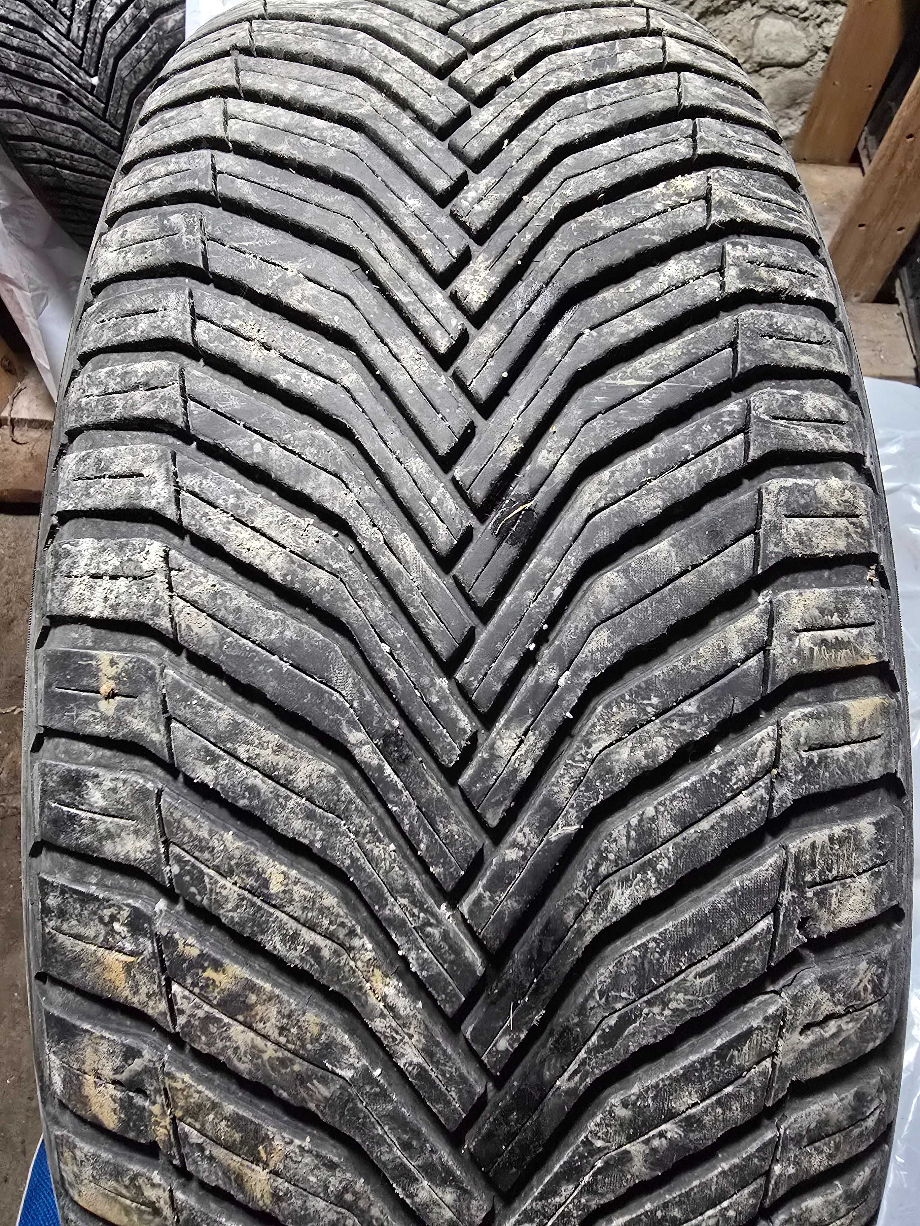 4 x Anvelope Michellin cross climate 2 XL SUV 235/55/R 19 M+S