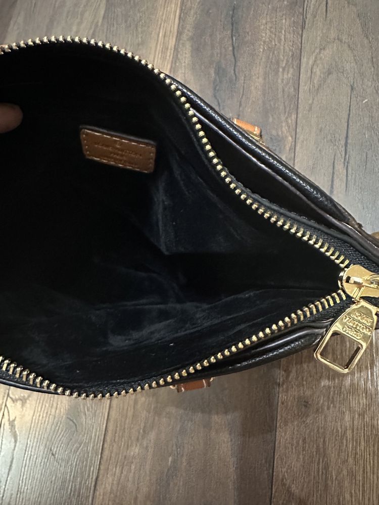 Louis Vuitton Monogram Pallas кожена чанта