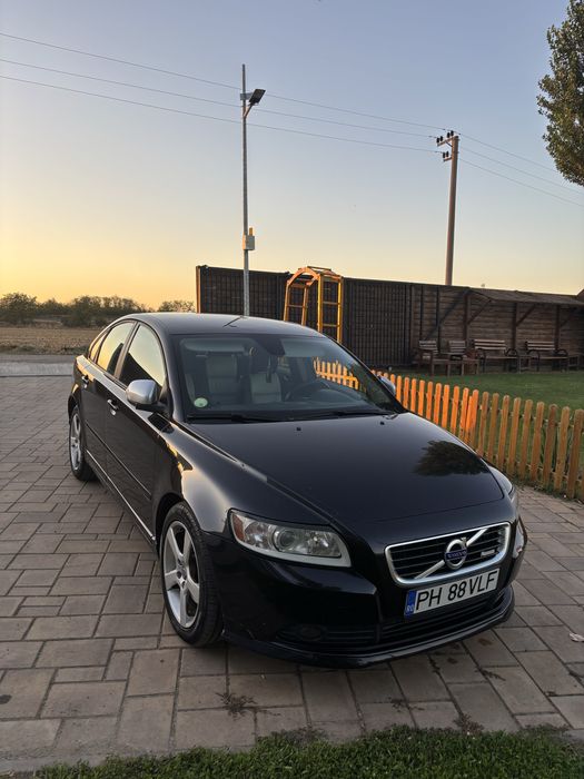 Volvo S40 2.0 D3 - 2011 R Design