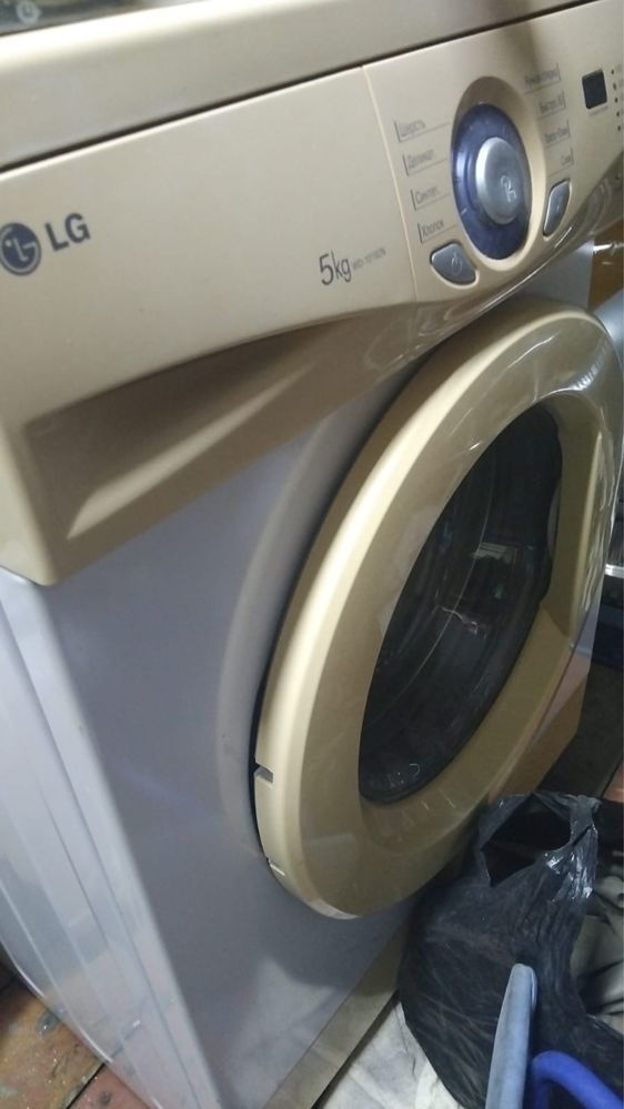 Продам стиральную машину