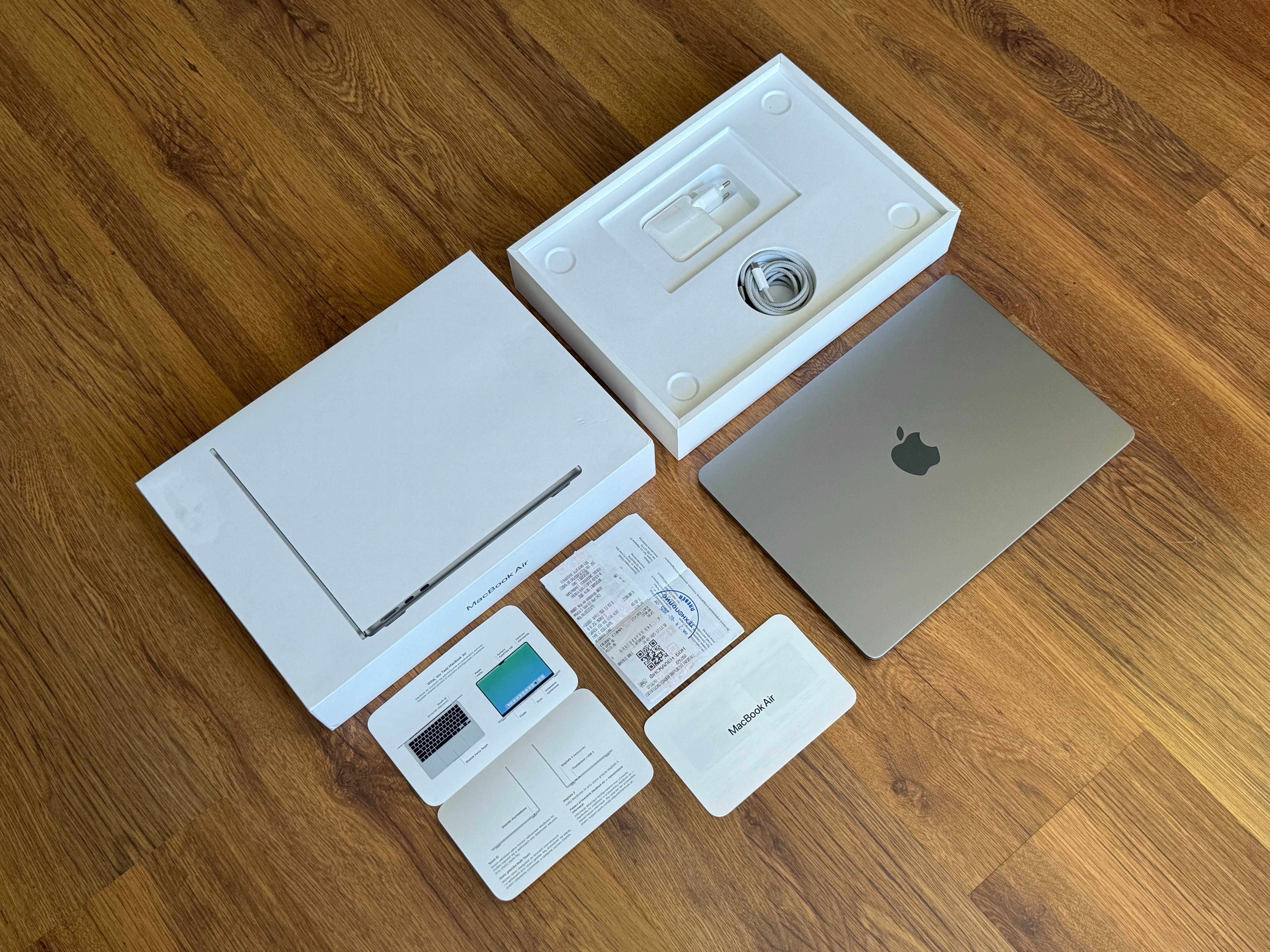 ЧИСТО НОВ 13.6 2024 Apple MacBook Air M3 Space Grey 8GB/256GB/Гаранция
