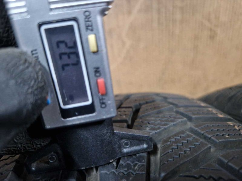 4 Hankook R18 235/55
зимни гуми DOT3519