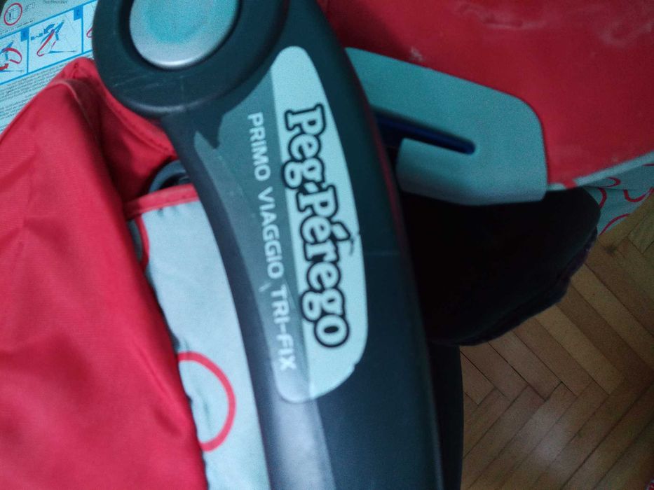 Scoică auto Peg Perego Primo viagio cu isofix și poziție de somn