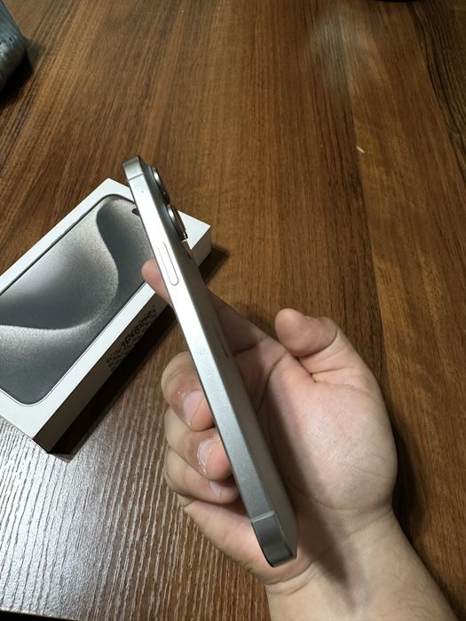 iPhone 15 Pro Max 256 GB Natural Titanium