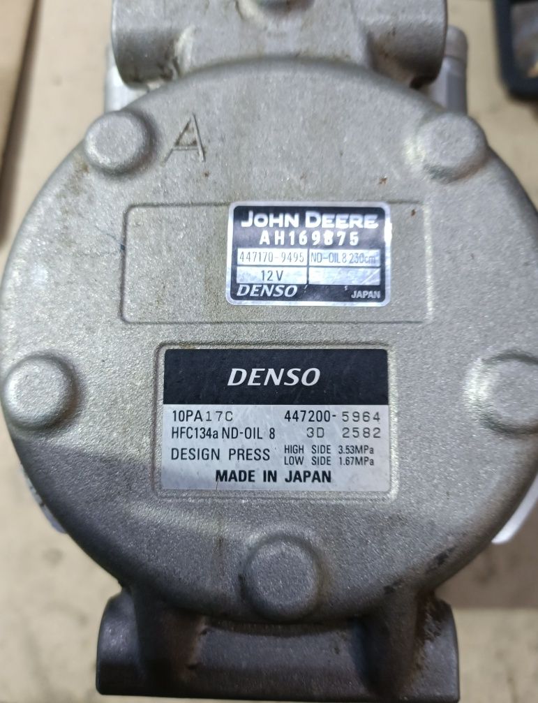 Продам компрессор кондиционера трактор John Deere