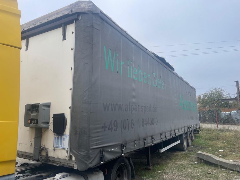 Vand semiremorca/ depozitare/ agricultura/ prelata/ platforma