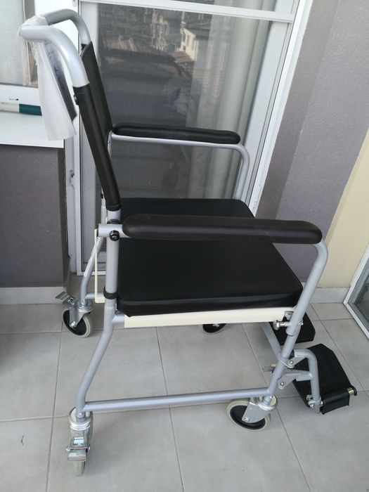 Продава Стол за баня и тоалет