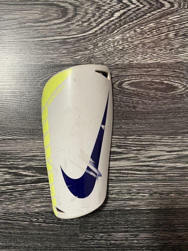 Apărători Nike