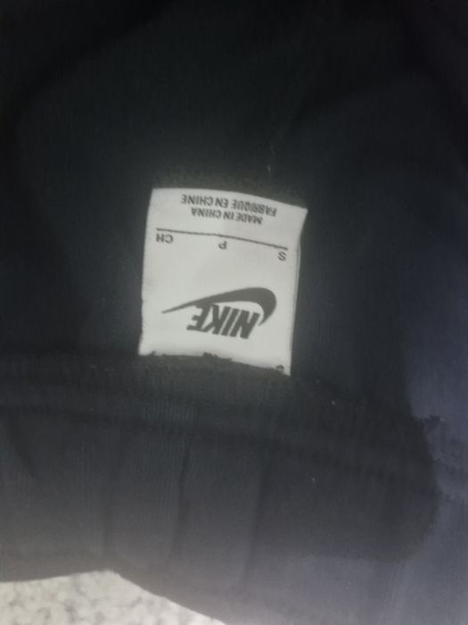 Pantaloni tech negri