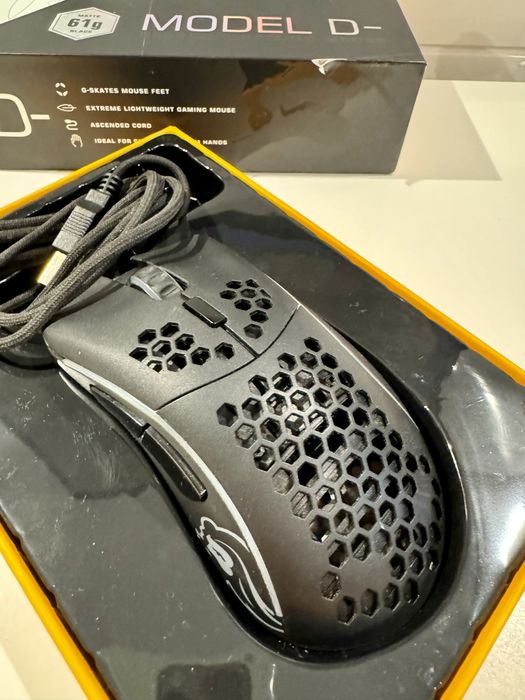 Mouse Glorious Model D- (minus) matte black wired