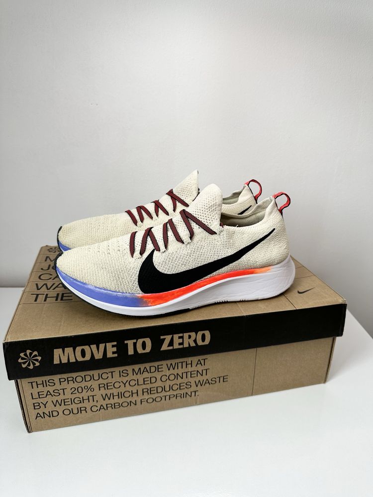 Nike Zoom Fly Flyknit (41) Маратонки